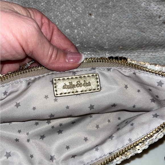 Stella & Dot sequin Margeaux clutch gold - Picture 5 of 6